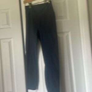 Vuori leggings. Never worn bought them tore the inside tag out